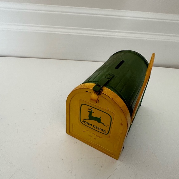 Other - John Deere Metal Mailbox Bank By Ertl Vintage Made In Dyersville Iowa USA